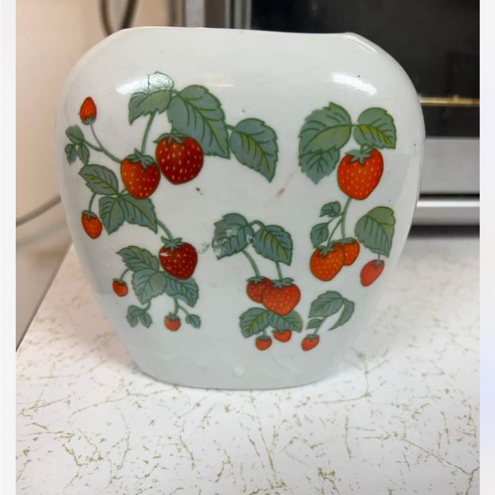 Strawberry Vase